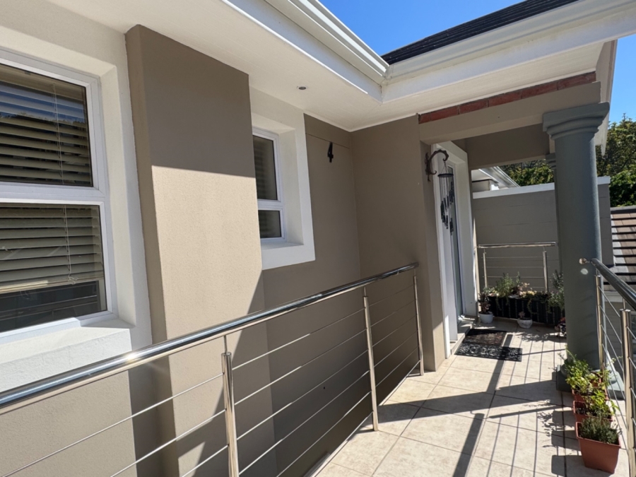 3 Bedroom Property for Sale in Keurbooms Western Cape